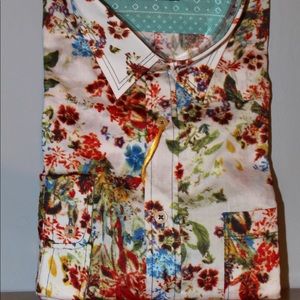 Viscoti floural Button Down